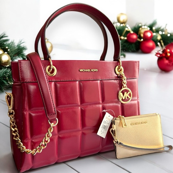 🚫SOLD🚫Michael Kors Susan Medium Quilted Leather Satchel and Metallic Wristlet - Picture 4 of 17